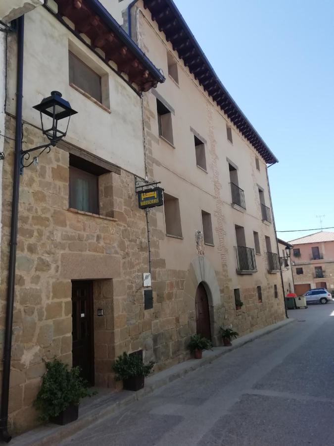 ビエルヘ Casa Rufasゲストハウス エクステリア 写真